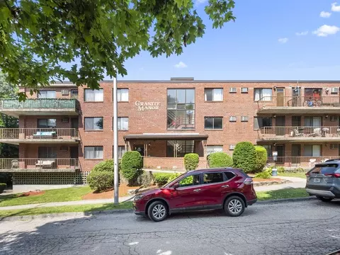 10 Rutledge St #2G, Worcester, MA 01604