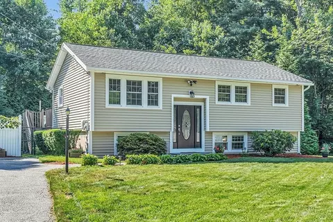 30 Rexhame St, Billerica, MA 01862