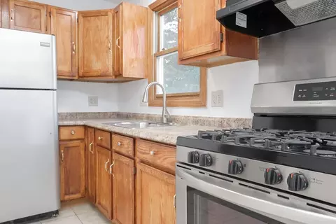 3 Angelo St # -5, Springfield, MA 01119 photo 7