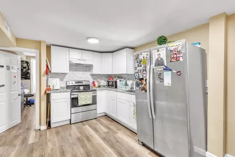 Kitchen - 115 Ranney St, Springfield, MA 01108 photo 3 of 5