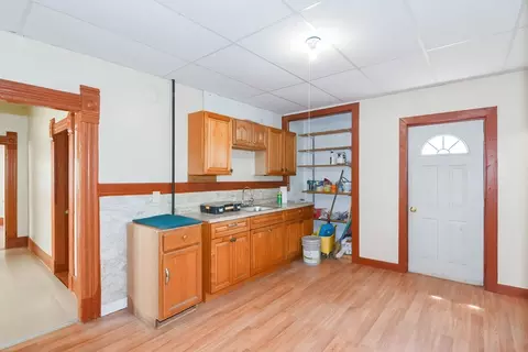 54 Hebron St, Springfield, MA 01107 photo 10