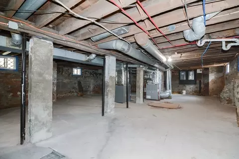 54 Hebron St, Springfield, MA 01107 photo 37