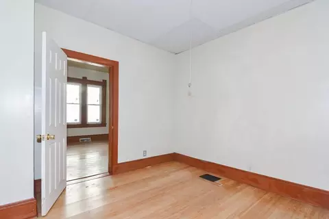 54 Hebron St, Springfield, MA 01107 photo 18