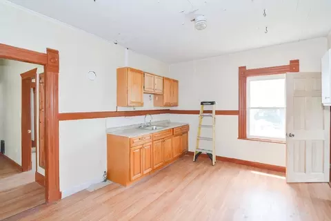54 Hebron St, Springfield, MA 01107 photo 24