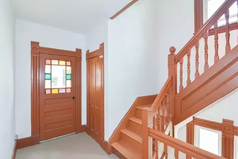 54 Hebron St, Springfield, MA 01107 photo 19