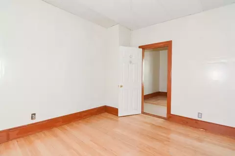 54 Hebron St, Springfield, MA 01107 photo 17