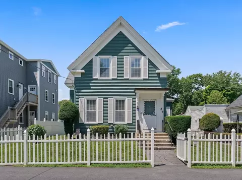 24 Broad St, Weymouth, MA 02188