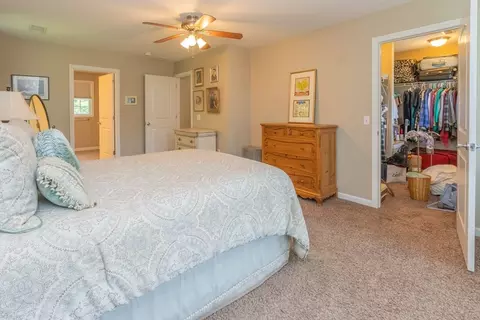 247 Cabinet St, Springfield, MA 01129 photo 23