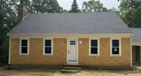 8 Turtle Cove Rd, Sandwich, MA 02537