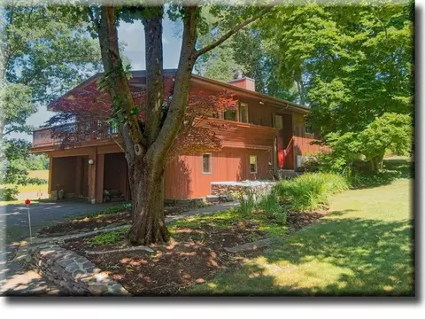 23 Chestnut St, West Newbury, MA 01985