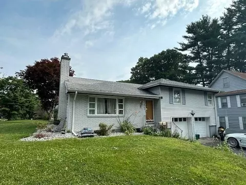 28 Copley Rd, Worcester, MA 01602 photo 6