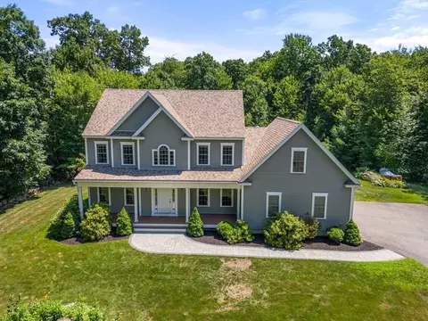 106 106a New Braintree Rd, North Brookfield, MA 01535