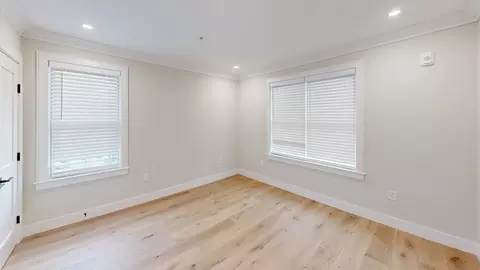 9 Everett St, Boston, MA 02134 photo 29