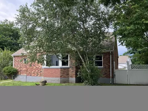 Exterior - 48 Elm St, Webster, MA 01570 photo 3 of 3
