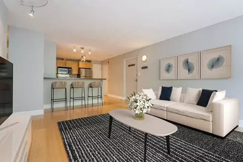 79 Florida St #12, Dorchester Center, MA 02124