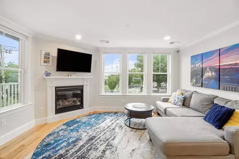 280 Eagle St #2, Boston, MA 02128