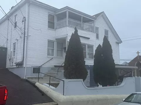 5 Farrington St, Brockton, MA 02301
