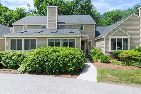 32 Lilac Ln #32, Haverhill, MA 01830