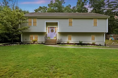 241 Bedford St, Abington, MA 02351