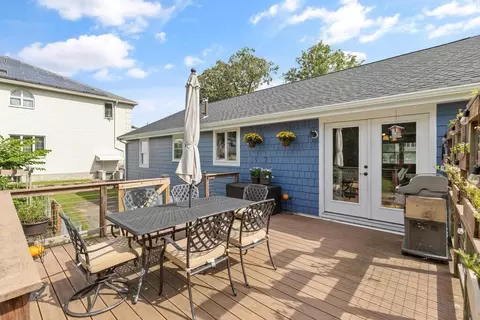 Exterior - 36 Oak St, Stoneham, MA 02180 photo 5 of 11