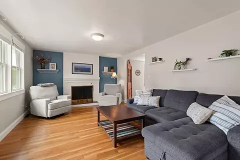 Living - 36 Oak St, Stoneham, MA 02180 photo 2 of 3
