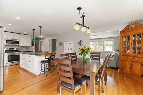 Dining - 36 Oak St, Stoneham, MA 02180 photo 2 of 4
