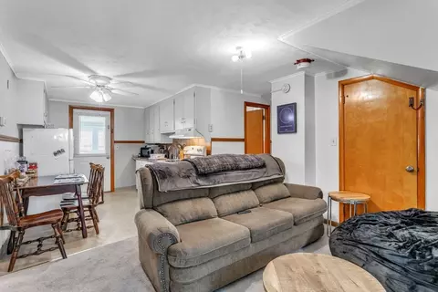 48 Baltic Ave, Chicopee, MA 01020 photo 21