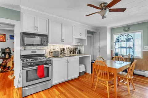 48 Baltic Ave, Chicopee, MA 01020 photo 14