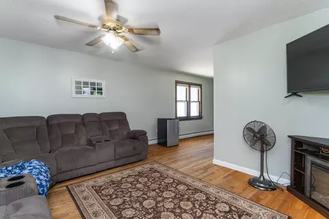 82 Ferry St, Easthampton, MA 01027 photo 13