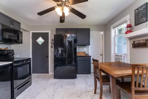82 Ferry St, Easthampton, MA 01027 photo 17