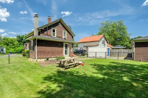 82 Ferry St, Easthampton, MA 01027 photo 7