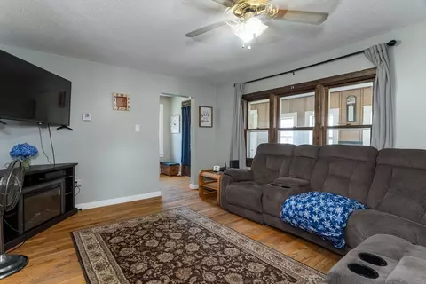 82 Ferry St, Easthampton, MA 01027 photo 12