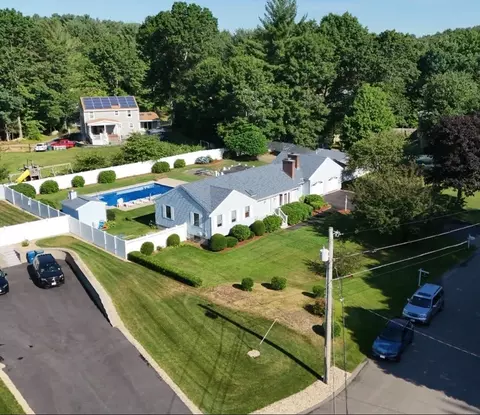 59 Breckenridge Rd, Tewksbury, MA 01876