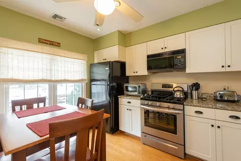 19 Garden St #407, Danvers, MA 01923 photo 5
