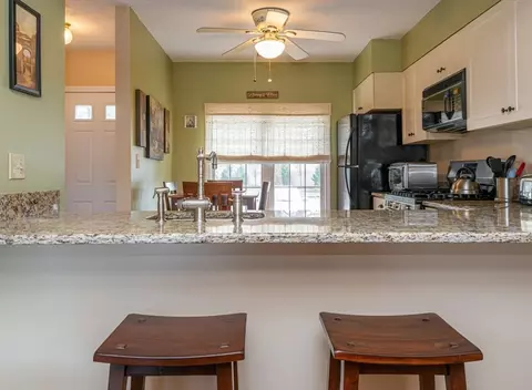19 Garden St #407, Danvers, MA 01923 photo 6