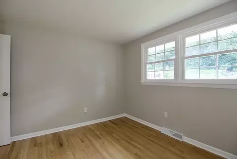 60 Murphy Ln, Chicopee, MA 01020 photo 39