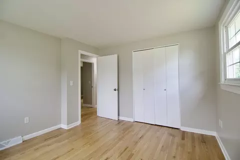 60 Murphy Ln, Chicopee, MA 01020 photo 28