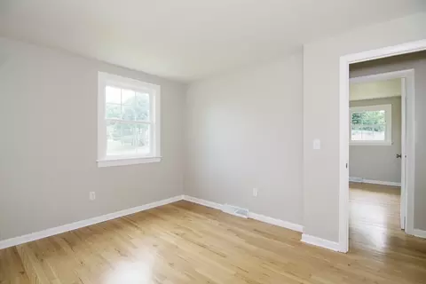 60 Murphy Ln, Chicopee, MA 01020 photo 26