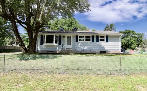 60 Murphy Ln, Chicopee, MA 01020