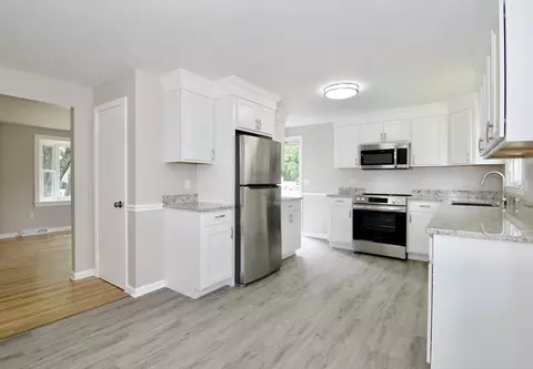 60 Murphy Ln, Chicopee, MA 01020 photo 14