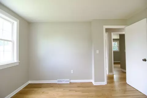 60 Murphy Ln, Chicopee, MA 01020 photo 27