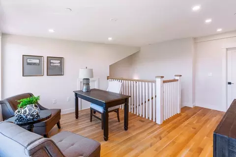 Entry Way - 163 Atlantic Rd #10, Gloucester, MA 01930 photo 2 of 3