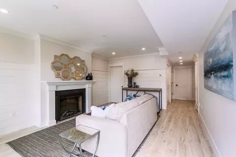 Entry Way - 163 Atlantic Rd #10, Gloucester, MA 01930 photo 3 of 3
