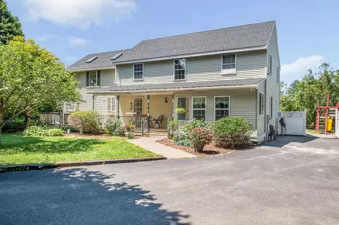 12 Bayberry Ln # -R, Beverly, MA 01915