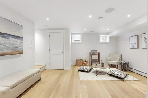 8 Armory St, Boston, MA 02129 photo 13