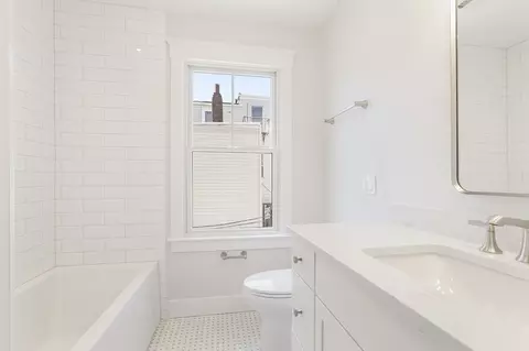 8 Armory St, Boston, MA 02129 photo 20