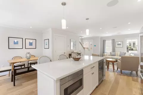 8 Armory St, Boston, MA 02129 photo 7