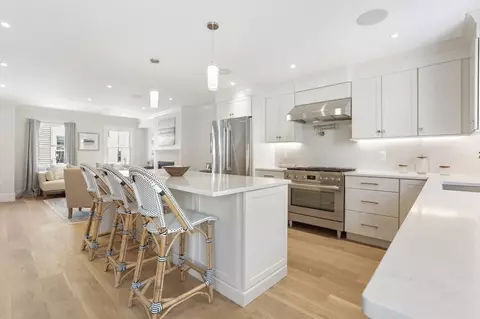 8 Armory St, Boston, MA 02129 photo 3