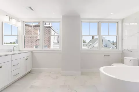 8 Armory St, Boston, MA 02129 photo 22