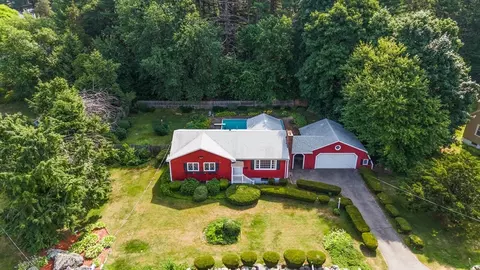 View/Area - 409 Pearl St, Reading, MA 01867 photo 1 of 3